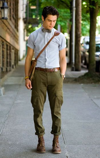 Light blue button-up shirt with bow tie, greencargo pants